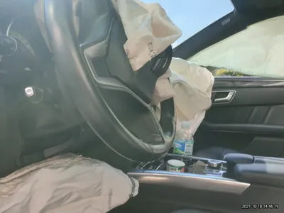 2015 Mercedes-Benz E 220 WDDHF0AB5GB239050 VIN:WDDHF0AB5GB239050