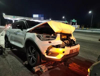 2018 Volvo XC40 VIN: