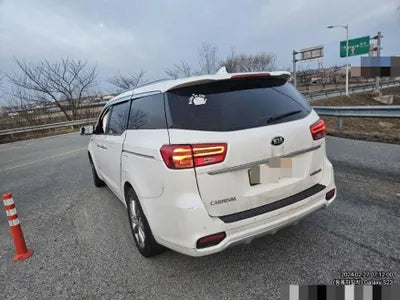 2018 Kia Carnival VIN: