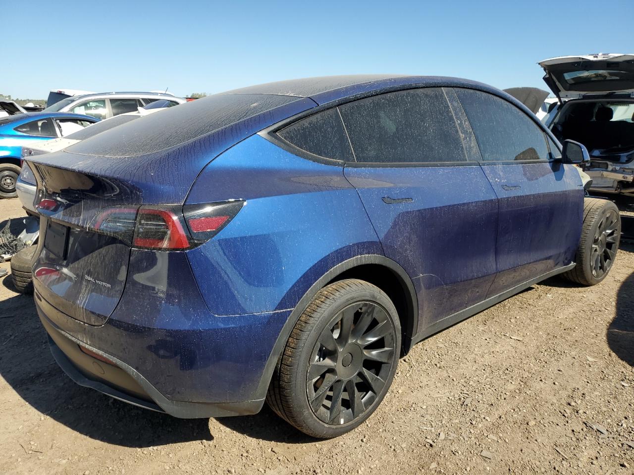 2023 TESLA MODEL Y  VIN:7SAYGDEEXPF695208