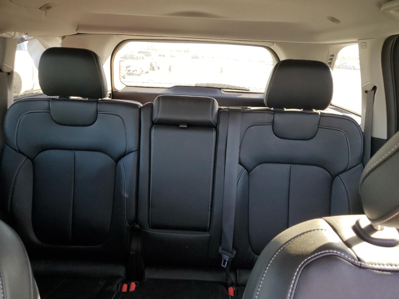 2022 JEEP GRAND CHEROKEE LIMITED VIN:1C4RJGBG4N8636811