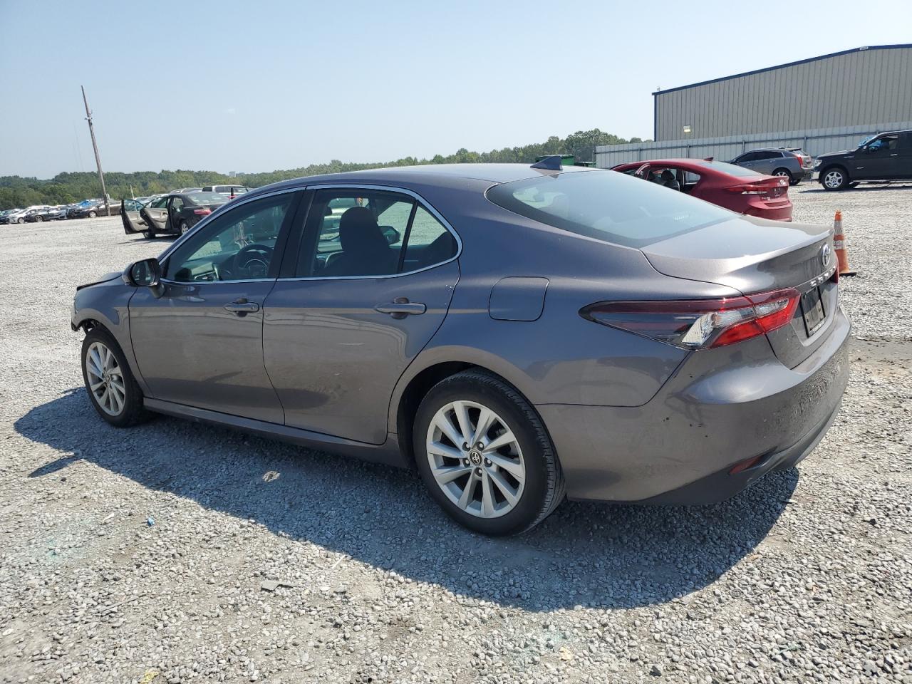 2022 TOYOTA CAMRY LE VIN:4T1C11AK0NU642312