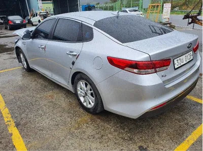 2017 Kia K5 KNAGT416BHA123870 VIN:KNAGT416BHA123870