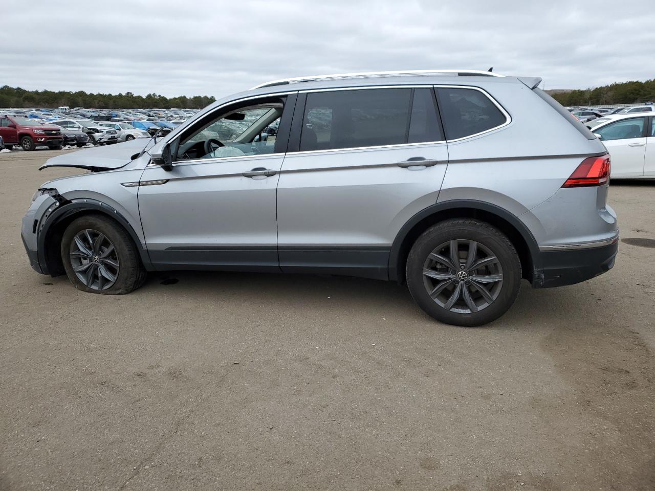 2023 VOLKSWAGEN TIGUAN SE VIN:3VVMB7AX4PM008028