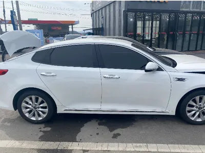 2016 Kia K5 KNAGU411BGA004075 VIN:KNAGU411BGA004075