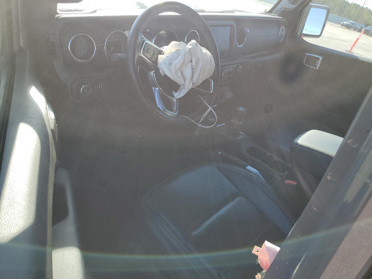 2022 JEEP WRANGLER UNLIMITED SAHARA VIN:1C4HJXEG2NW115847