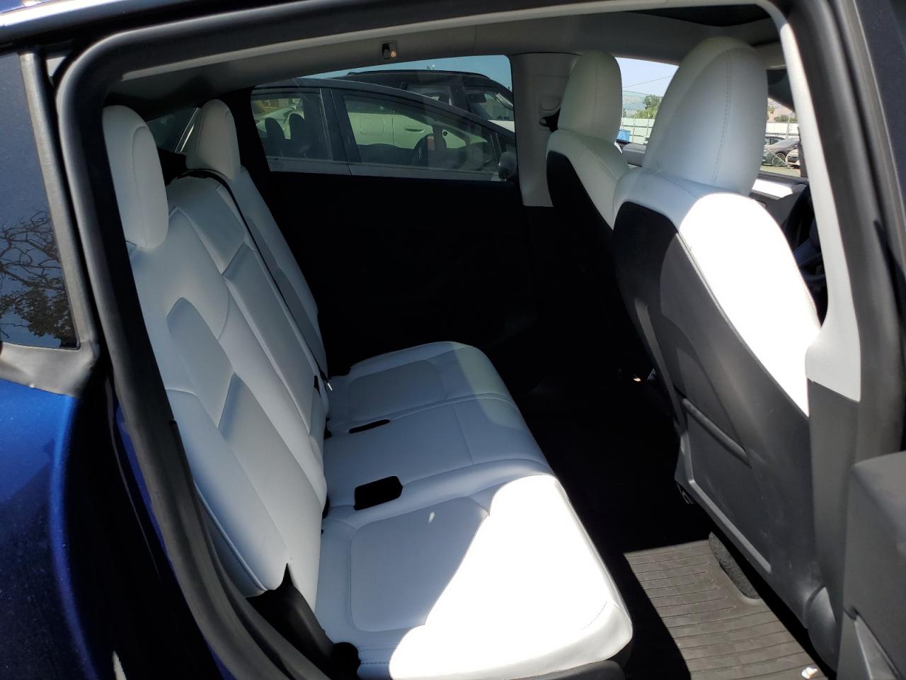 2023 TESLA MODEL Y  VIN:7SAYGAEE8PF870196