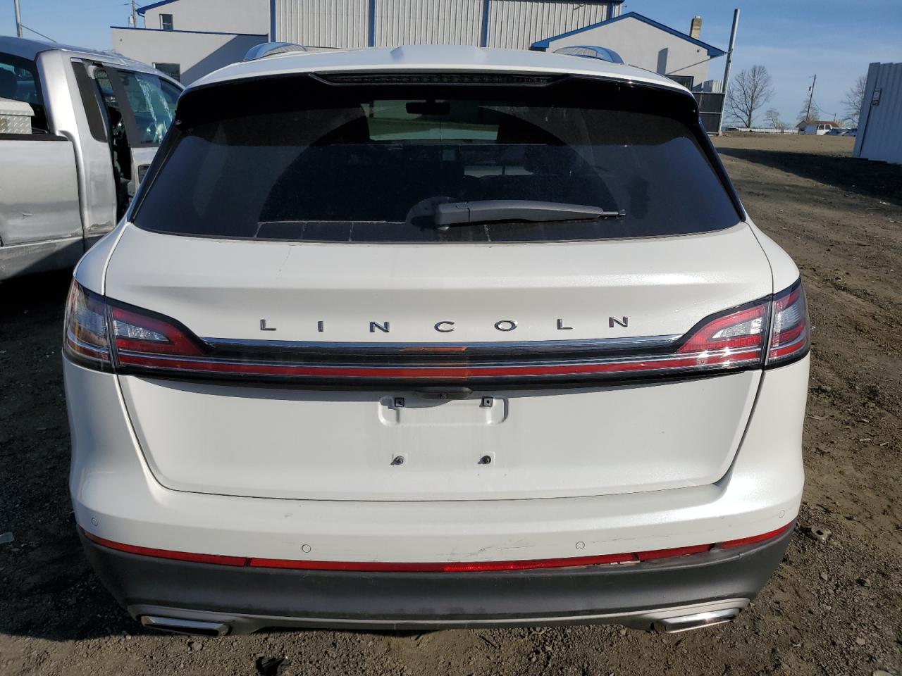 2022 LINCOLN NAUTILUS  VIN:2LMPJ8J97NBL27721