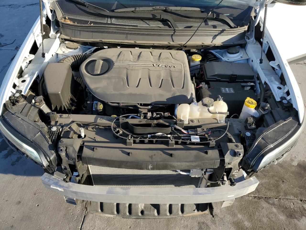 2022 JEEP CHEROKEE LATITUDE LUX VIN:1C4PJLMX5ND530369