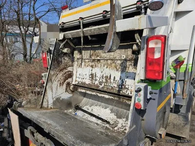 2023 15.5 tons of fabis (compressed pear) VIN: