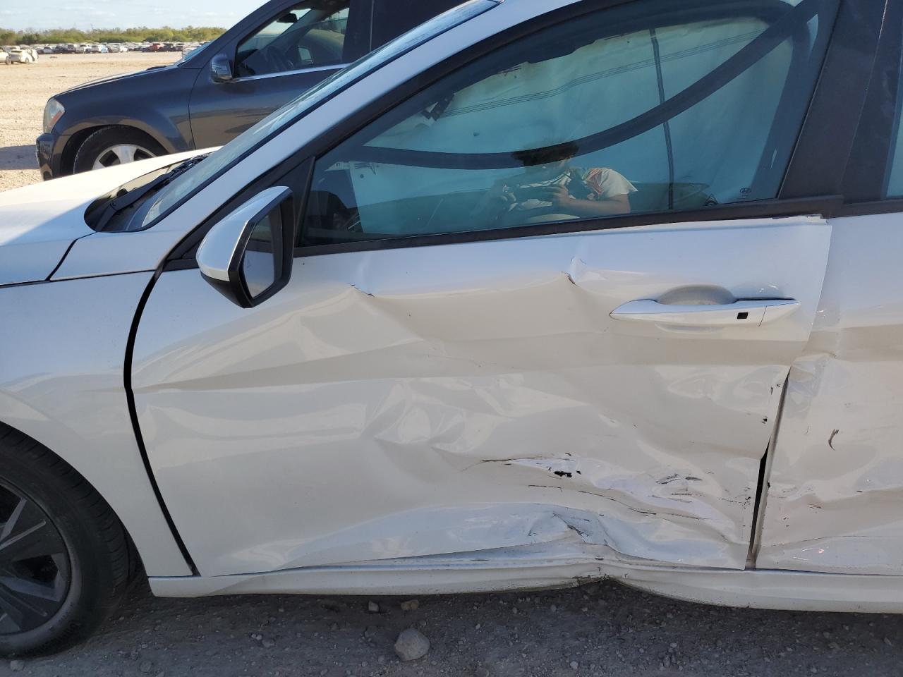 2023 HYUNDAI ELANTRA SEL VIN:5NPLM4AG4PH094448