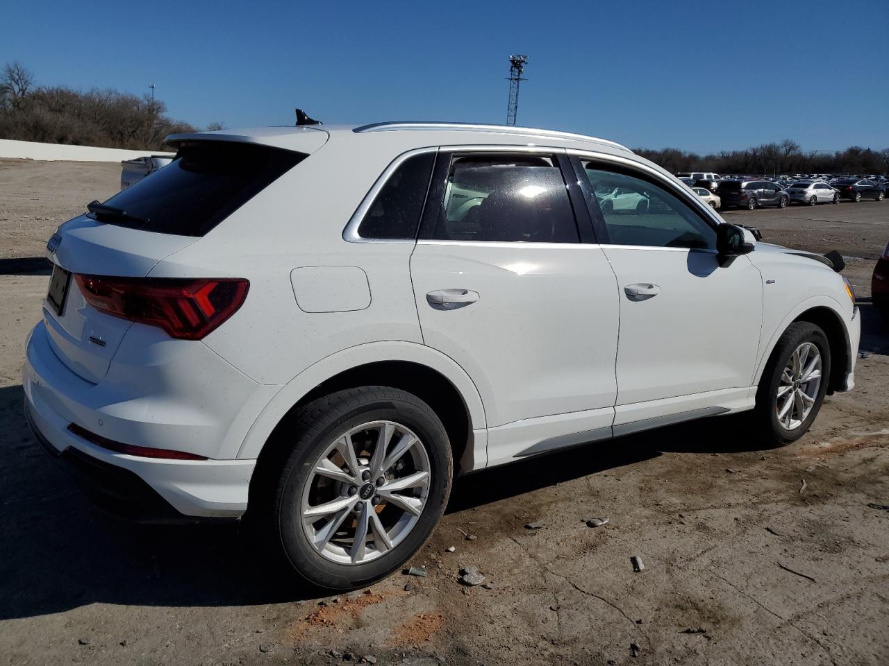 2022 AUDI Q3 PREMIUM S LINE 45 VIN:WA1DECF39N1022404