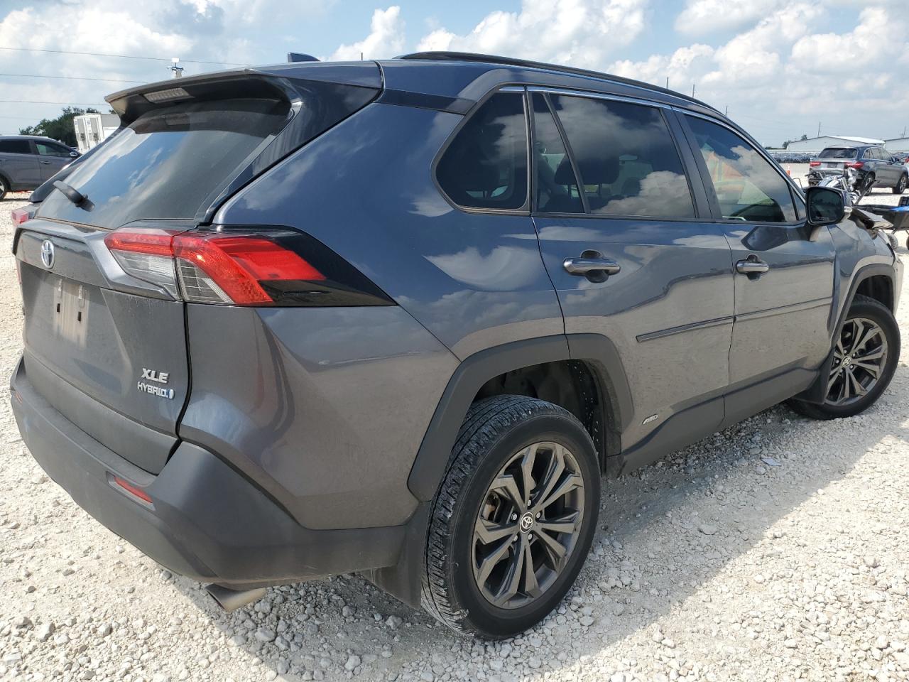 2022 TOYOTA RAV4 XLE PREMIUM VIN:JTMB6RFVXND521404