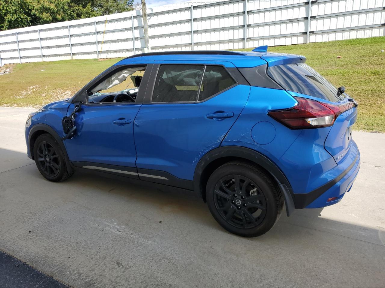 2023 NISSAN KICKS SR VIN:3N1CP5DV3PL565483