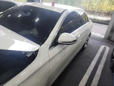 2016 Mercedes-Benz E 220 VIN: