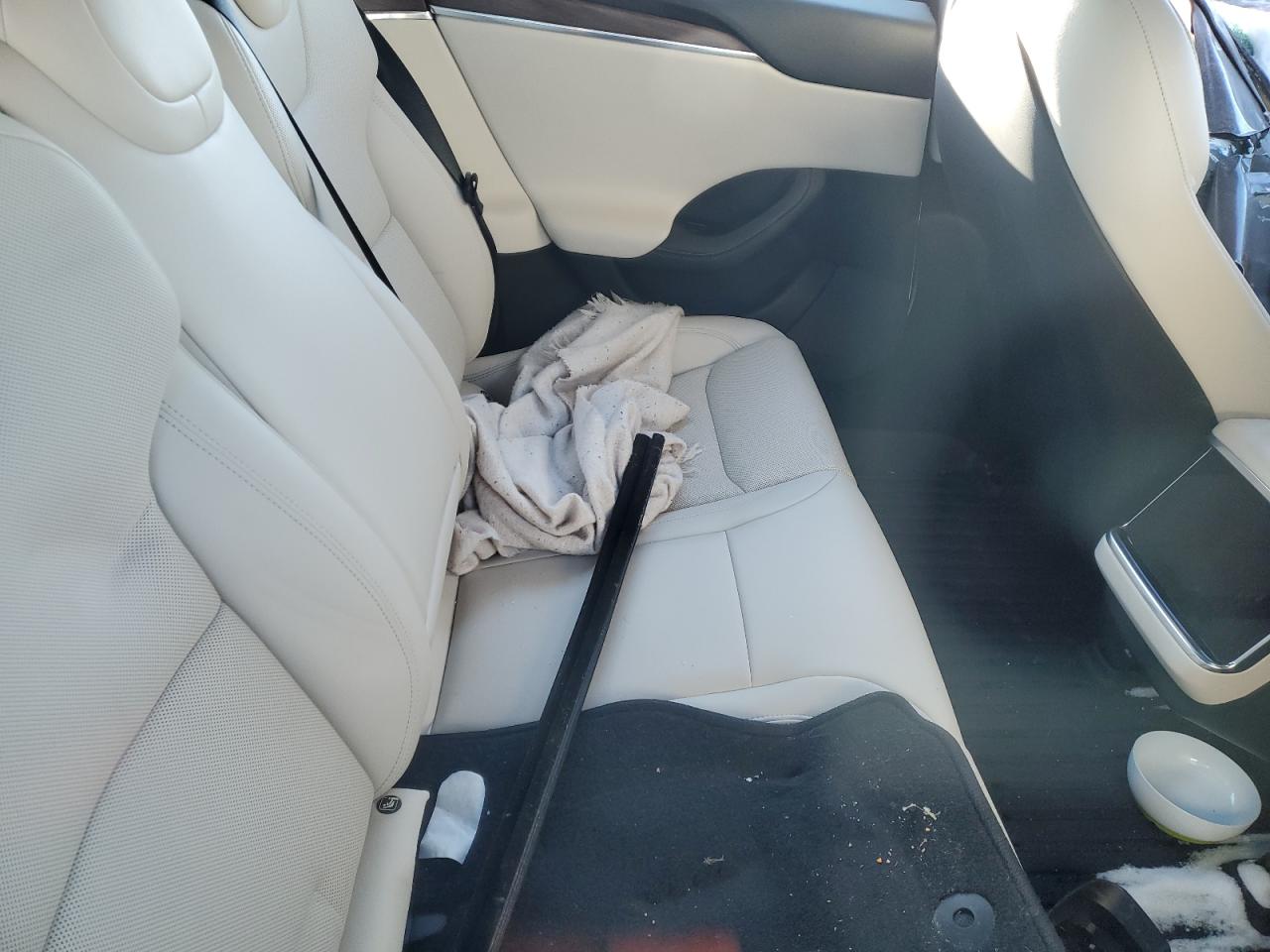 2022 TESLA MODEL S  VIN:5YJSA1E59NF486526