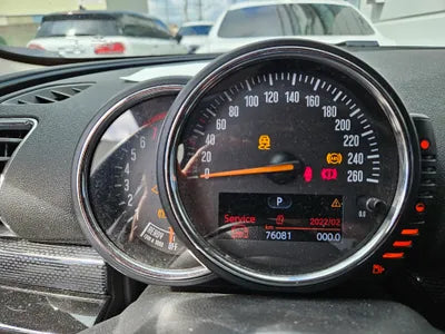 2016 MINI Clubman WMWLN5103G2B26877 VIN:WMWLN5103G2B26877