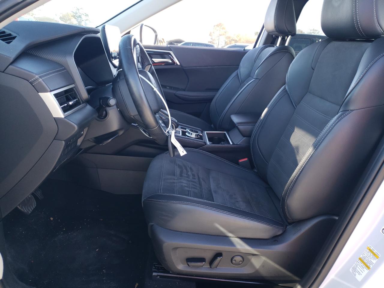 2024 MITSUBISHI OUTLANDER SE VIN:JA4J3VA8XRZ056219