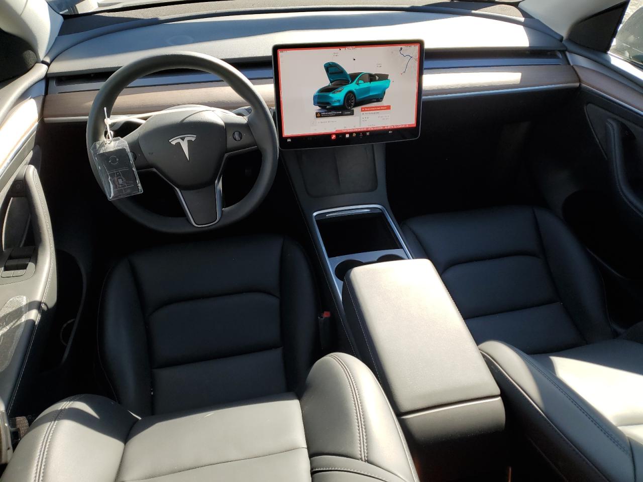 2024 TESLA MODEL Y  VIN:7SAYGAEE3RF004232