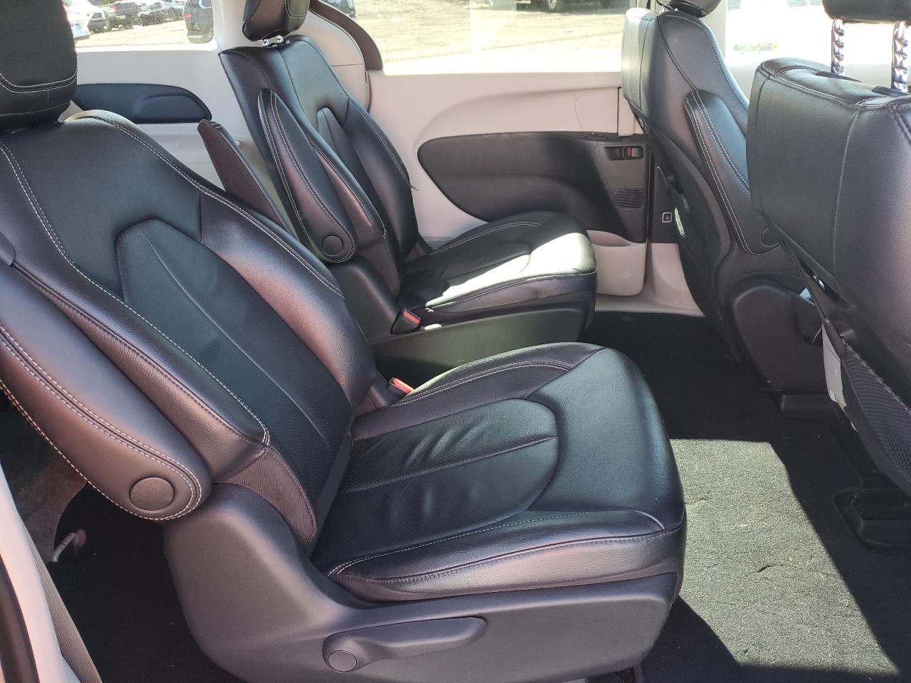 2022 CHRYSLER PACIFICA HYBRID TOURING L VIN:2C4RC1L78NR224661