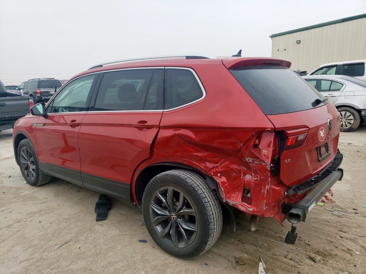 2023 VOLKSWAGEN TIGUAN SE VIN:3VV3B7AX0PM126251