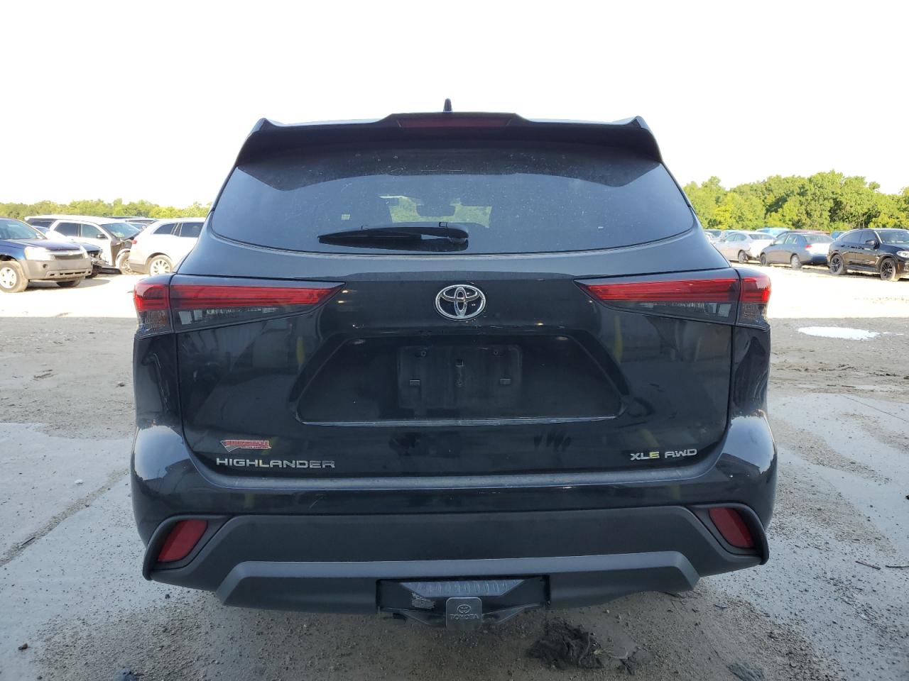 2022 TOYOTA HIGHLANDER XLE VIN:5TDGZRBH7NS595140