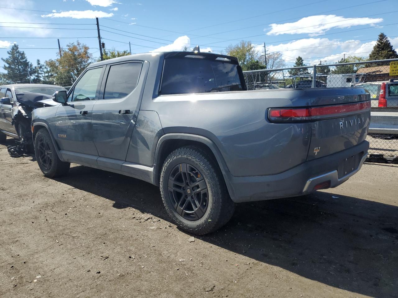 2023 RIVIAN R1T ADVENTURE VIN:7FCTGAAA5PN017390