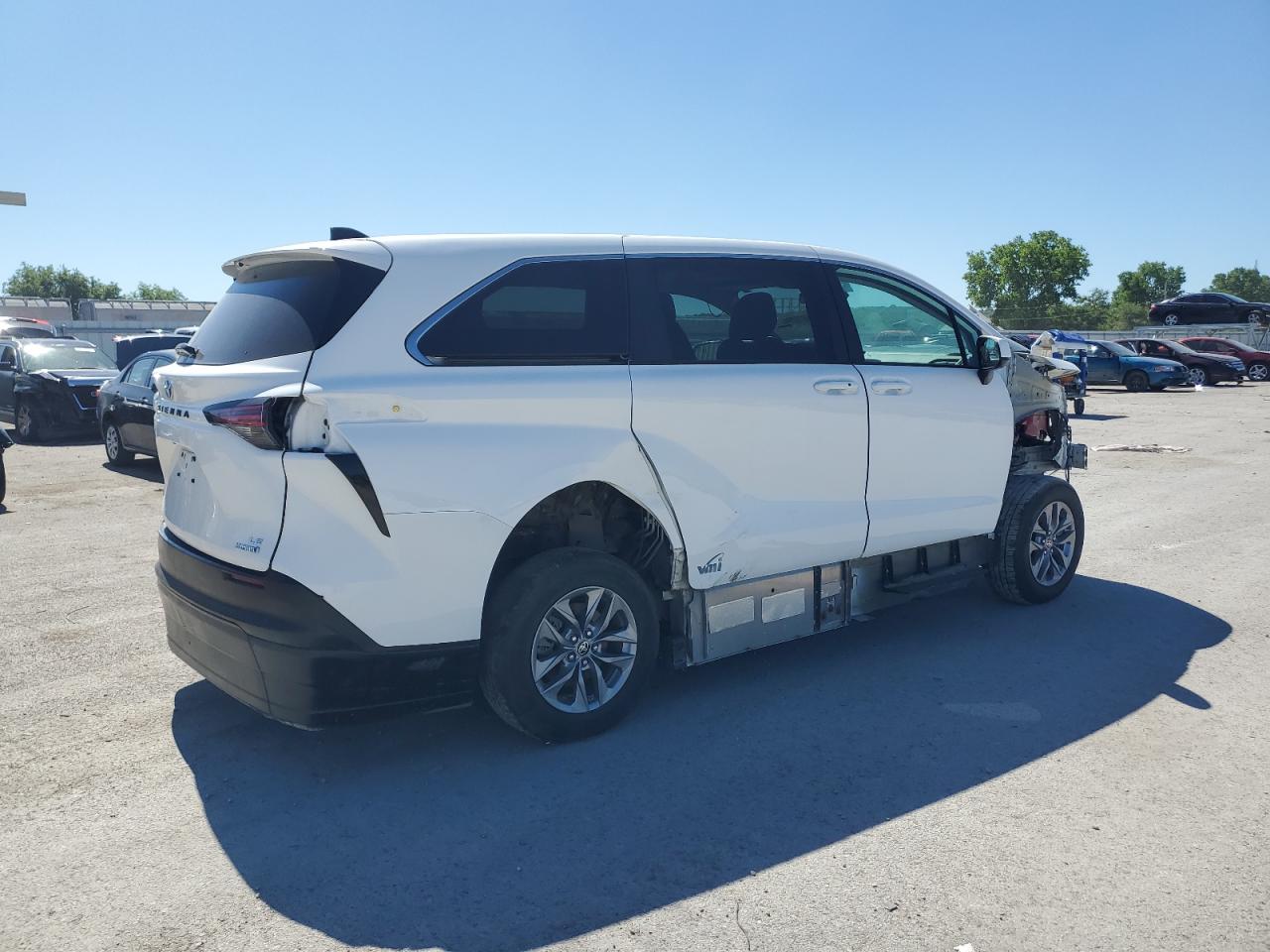 2022 TOYOTA SIENNA LE VIN:5TDKSKFC0NS071509