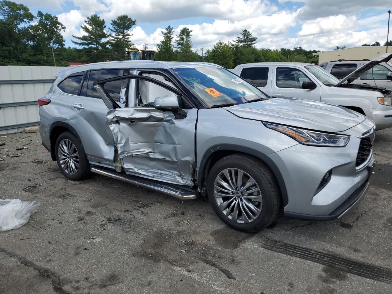 2023 TOYOTA HIGHLANDER L VIN:5TDKDRBH2PS525315