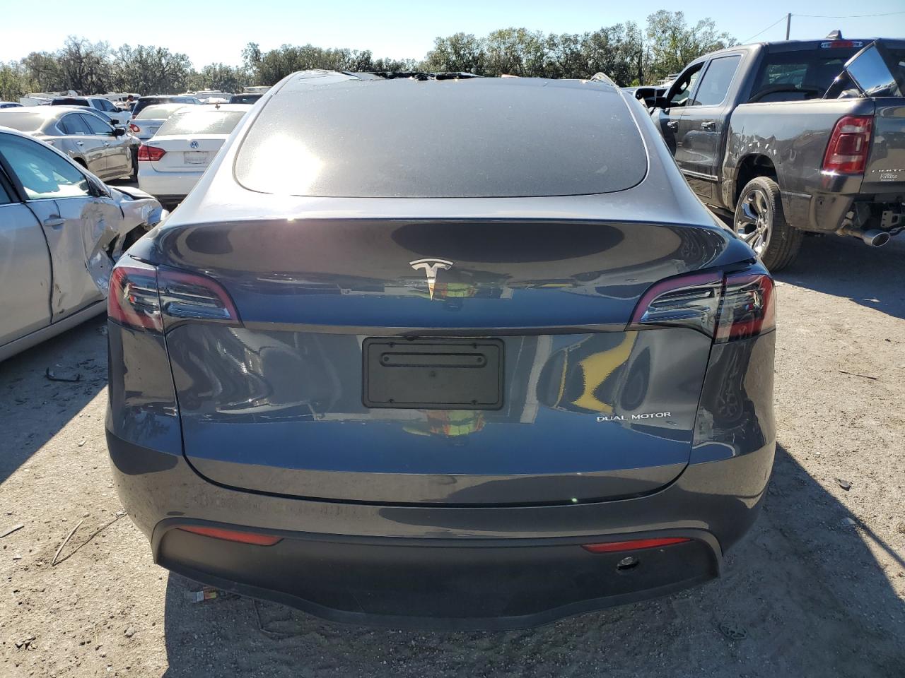 2023 TESLA MODEL Y  VIN:7SAYGAEE1PF894291