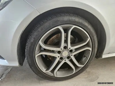 2015 Mercedes-Benz E 250 VIN: