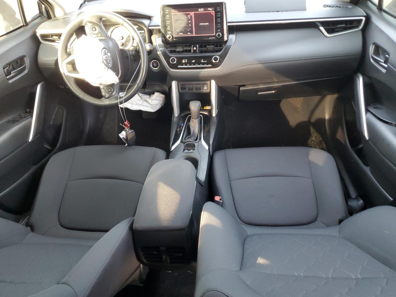2022 TOYOTA COROLLA CROSS LE VIN:7MUBAABG7NV007771