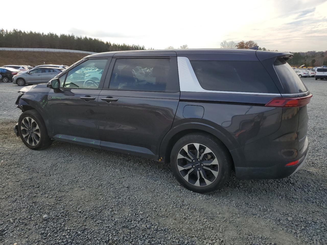 2022 KIA CARNIVAL EX VIN:KNDNC5H37N6168103
