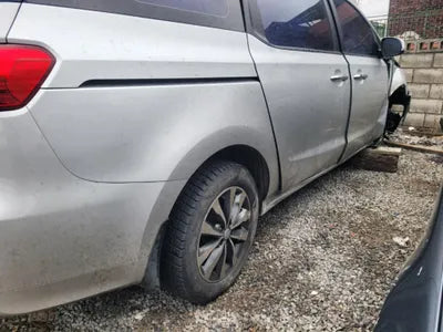 2017 Kia Carnival VIN: