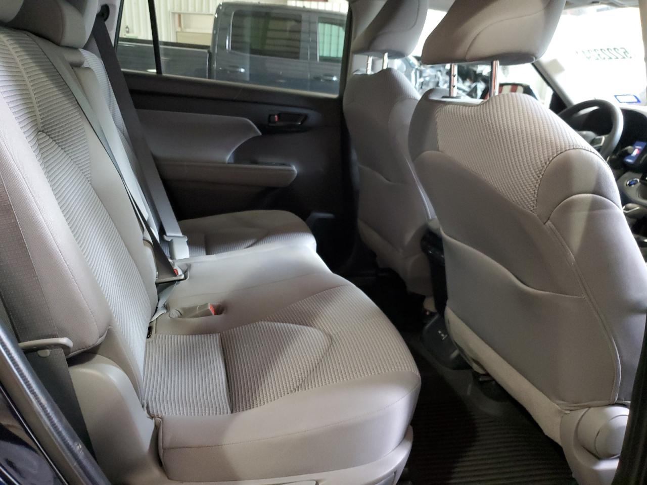 2022 TOYOTA HIGHLANDER L VIN:5TDZZRAH5NS104624