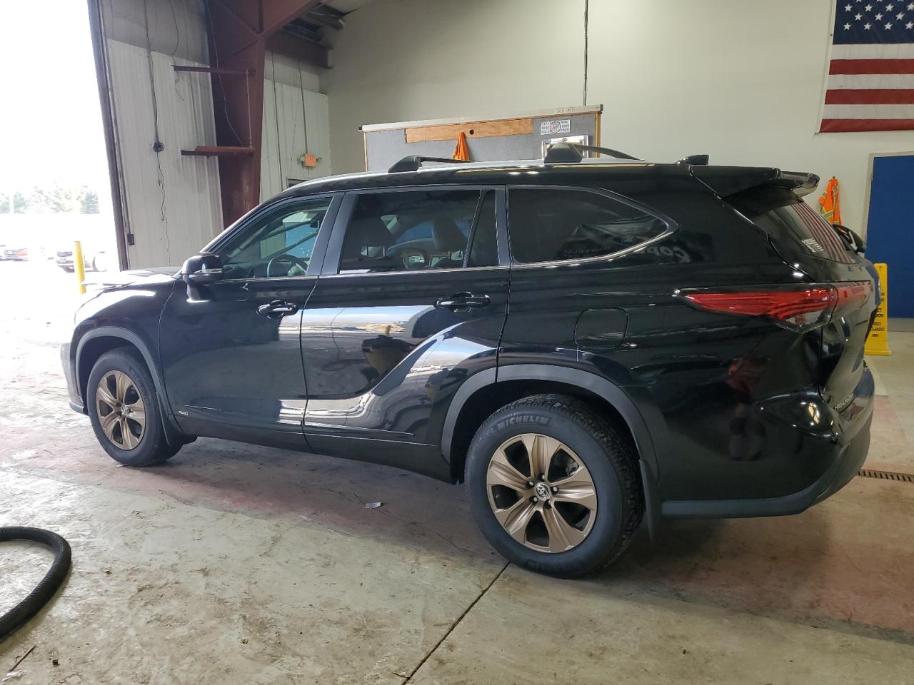 2023 TOYOTA HIGHLANDER HYBRID BRONZE EDITION VIN:5TDABRCH3PS601365