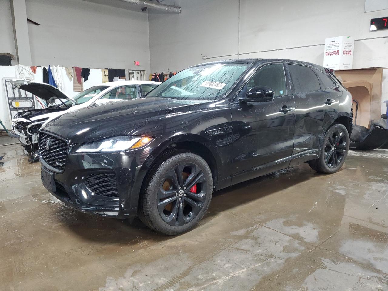 2024 JAGUAR F-PACE R-DYNAMIC S VIN:SADCT2FU0RA722896