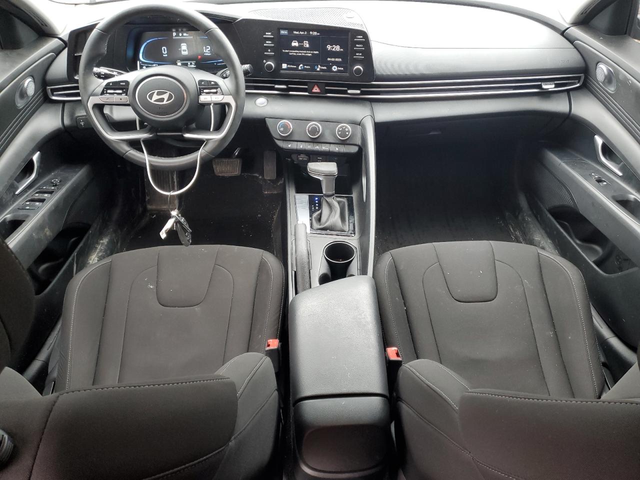 2024 HYUNDAI ELANTRA SEL VIN:KMHLM4DG8RU825205