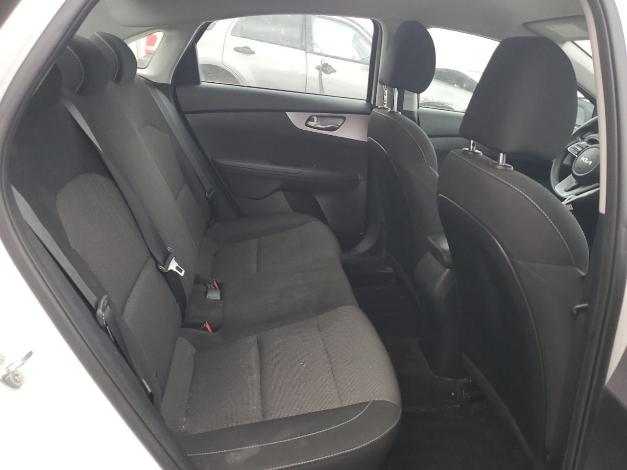 2022 KIA FORTE FE VIN:3KPF24AD2NE447991