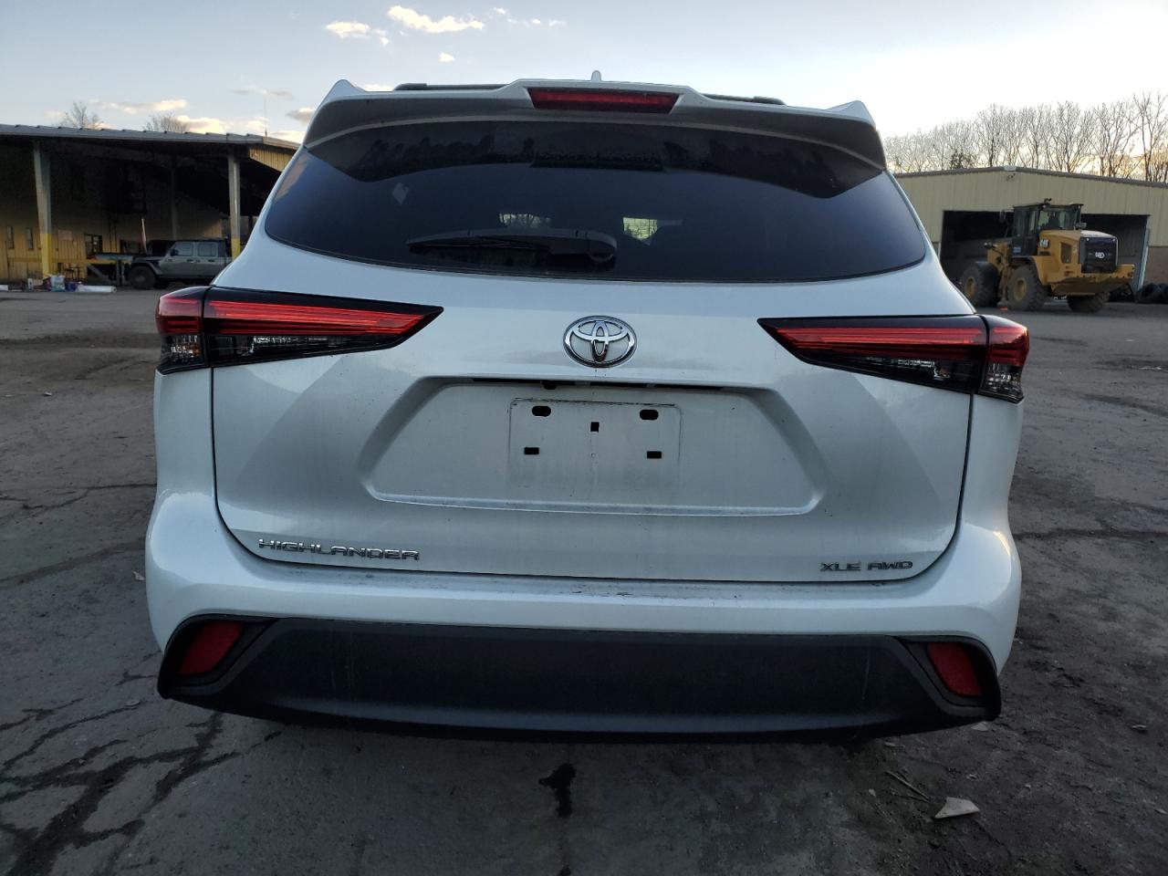 2022 TOYOTA HIGHLANDER XLE VIN:5TDGZRBH0NS590832