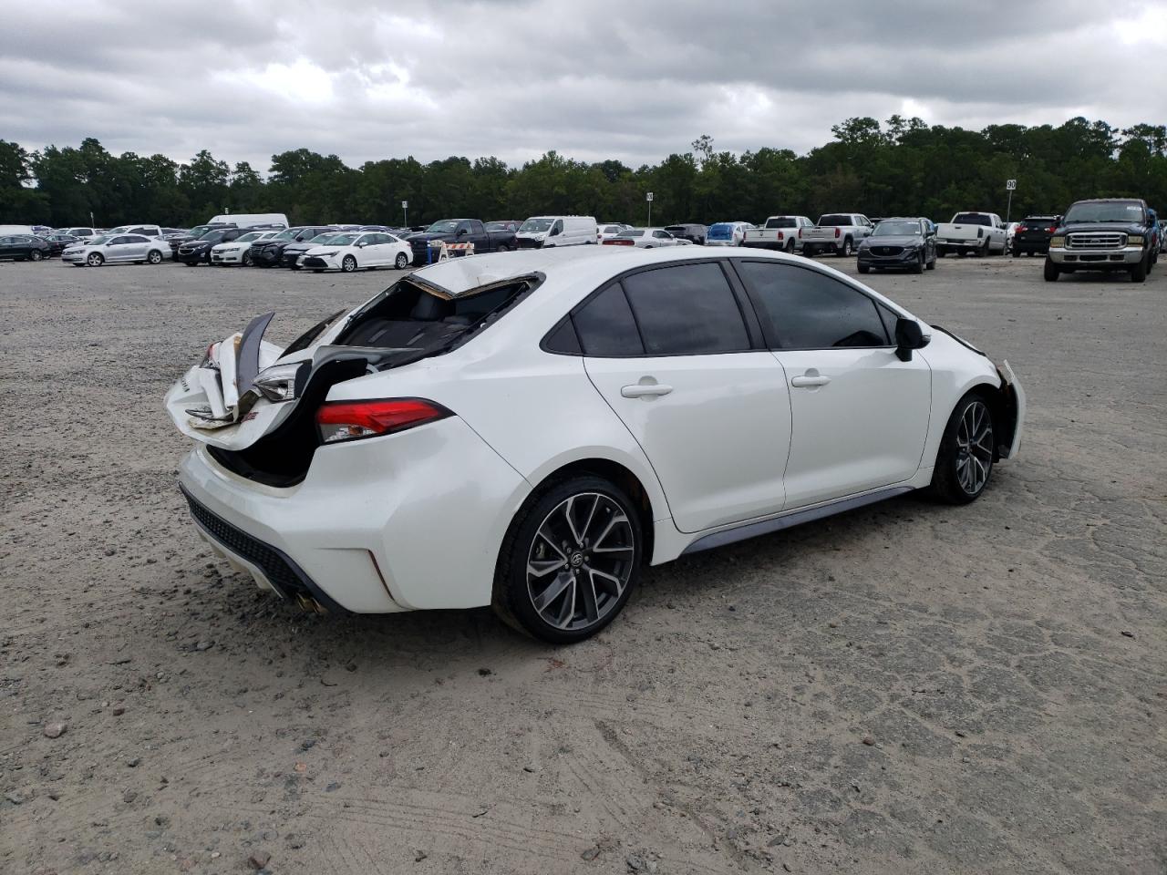 2022 TOYOTA COROLLA XSE VIN:5YFT4MCE9NP131036