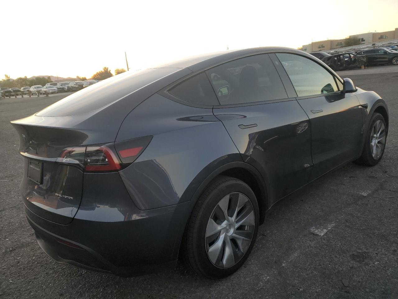 2023 TESLA MODEL Y  VIN:7SAYGDEE8PA109344