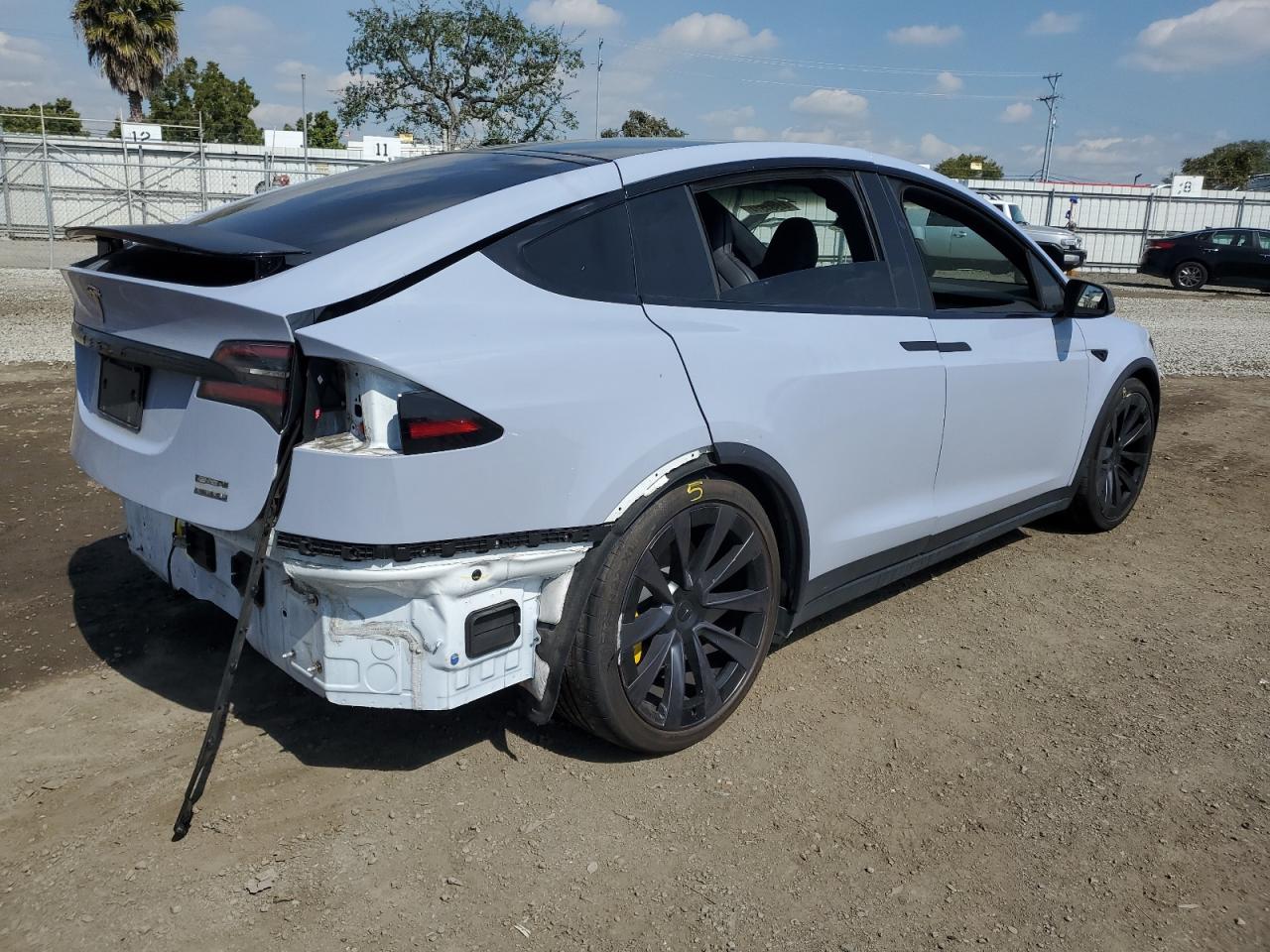 2022 TESLA MODEL X  VIN:7SAXCBE65NF342389