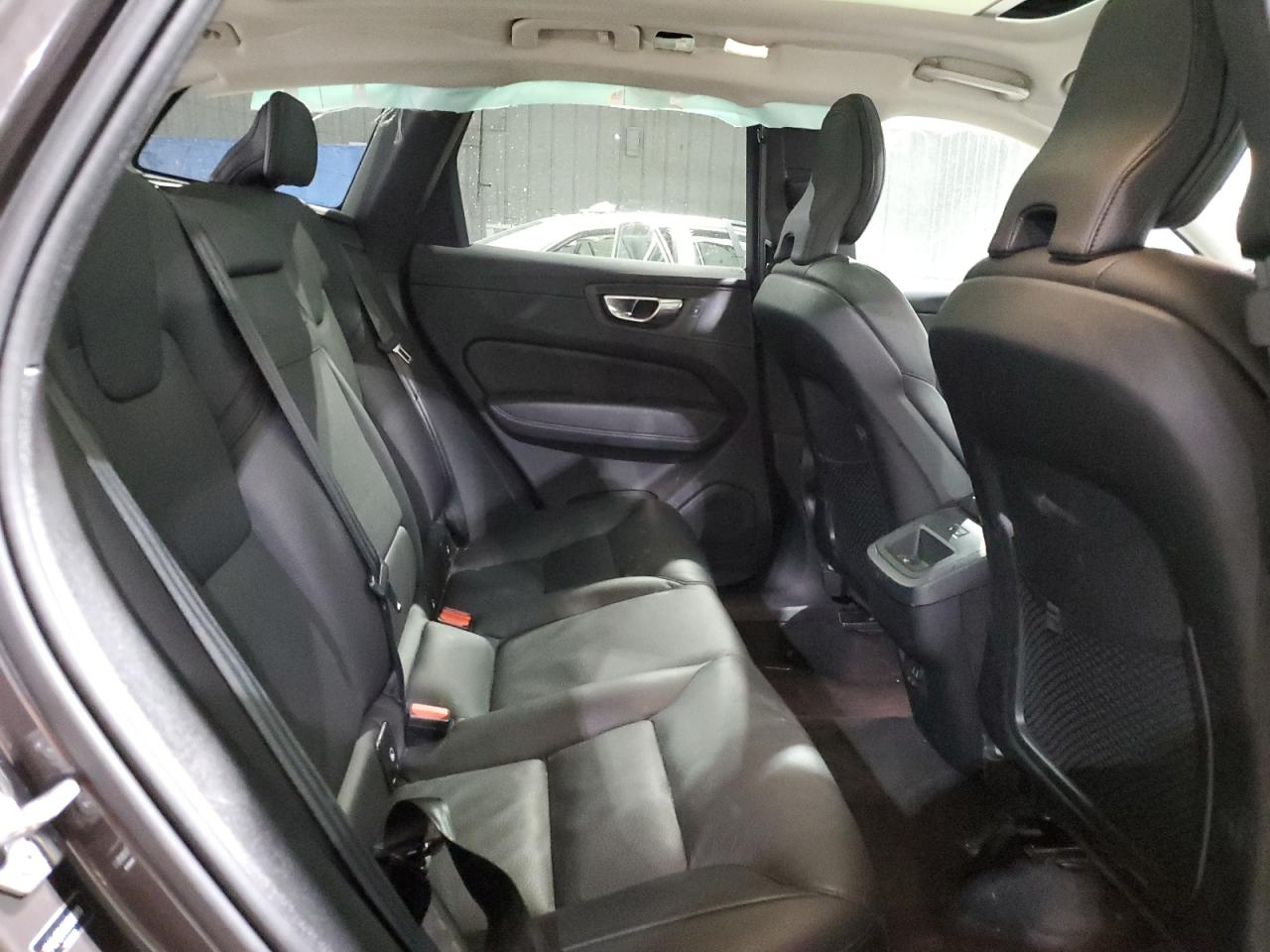 2022 VOLVO XC60 B5 MOMENTUM VIN:YV4L12RKXN1906813