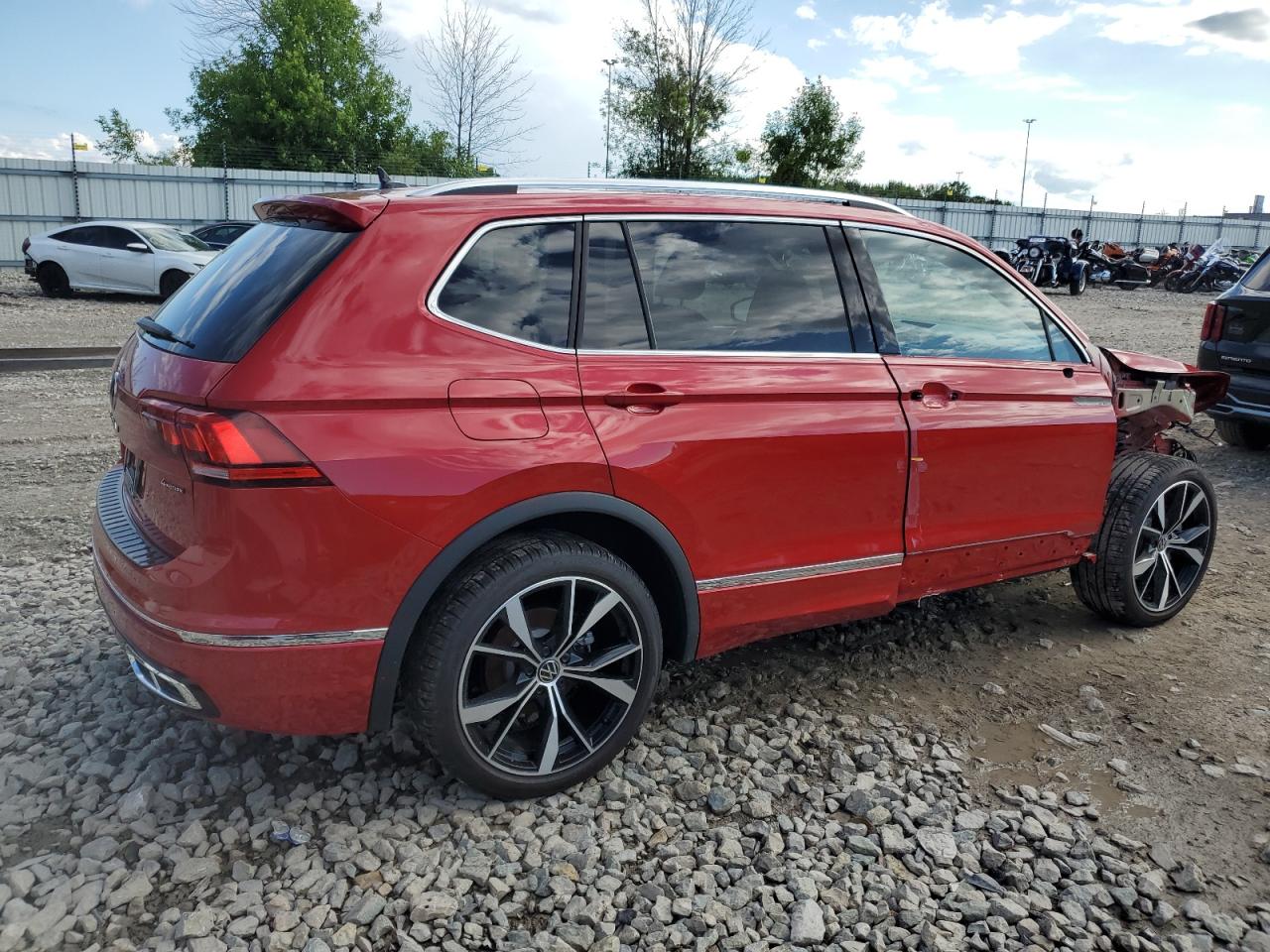 2024 VOLKSWAGEN TIGUAN SEL R-LINE BLACK VIN:3VV4B7AX6RM076317