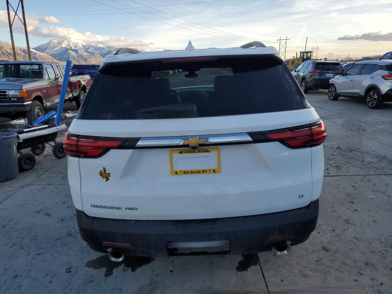 2022 CHEVROLET TRAVERSE LT VIN:1GNEVHKW6NJ105044