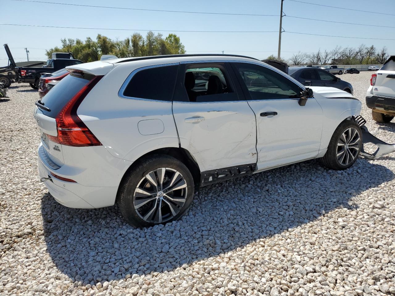 2022 VOLVO XC60 B5 MOMENTUM VIN:YV4L12DK8N1025289