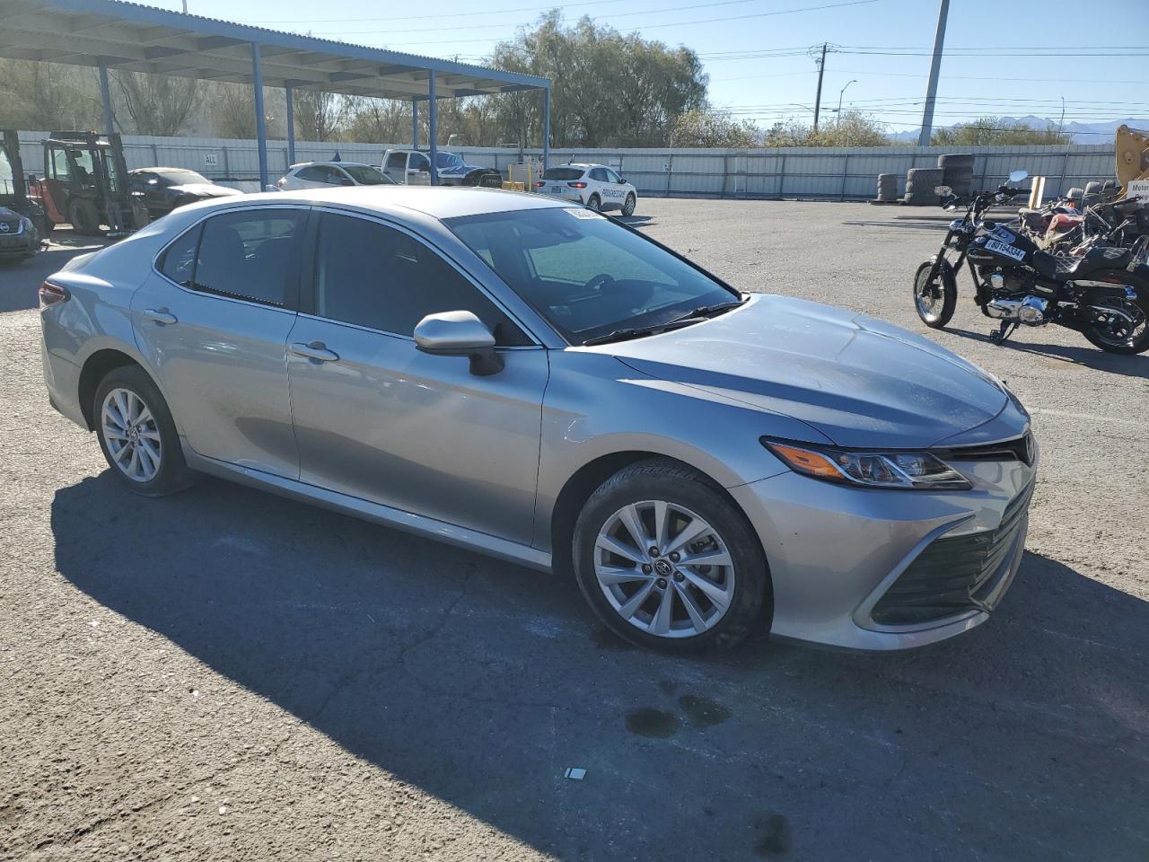 2022 TOYOTA CAMRY LE VIN:4T1C11AK7NU647457