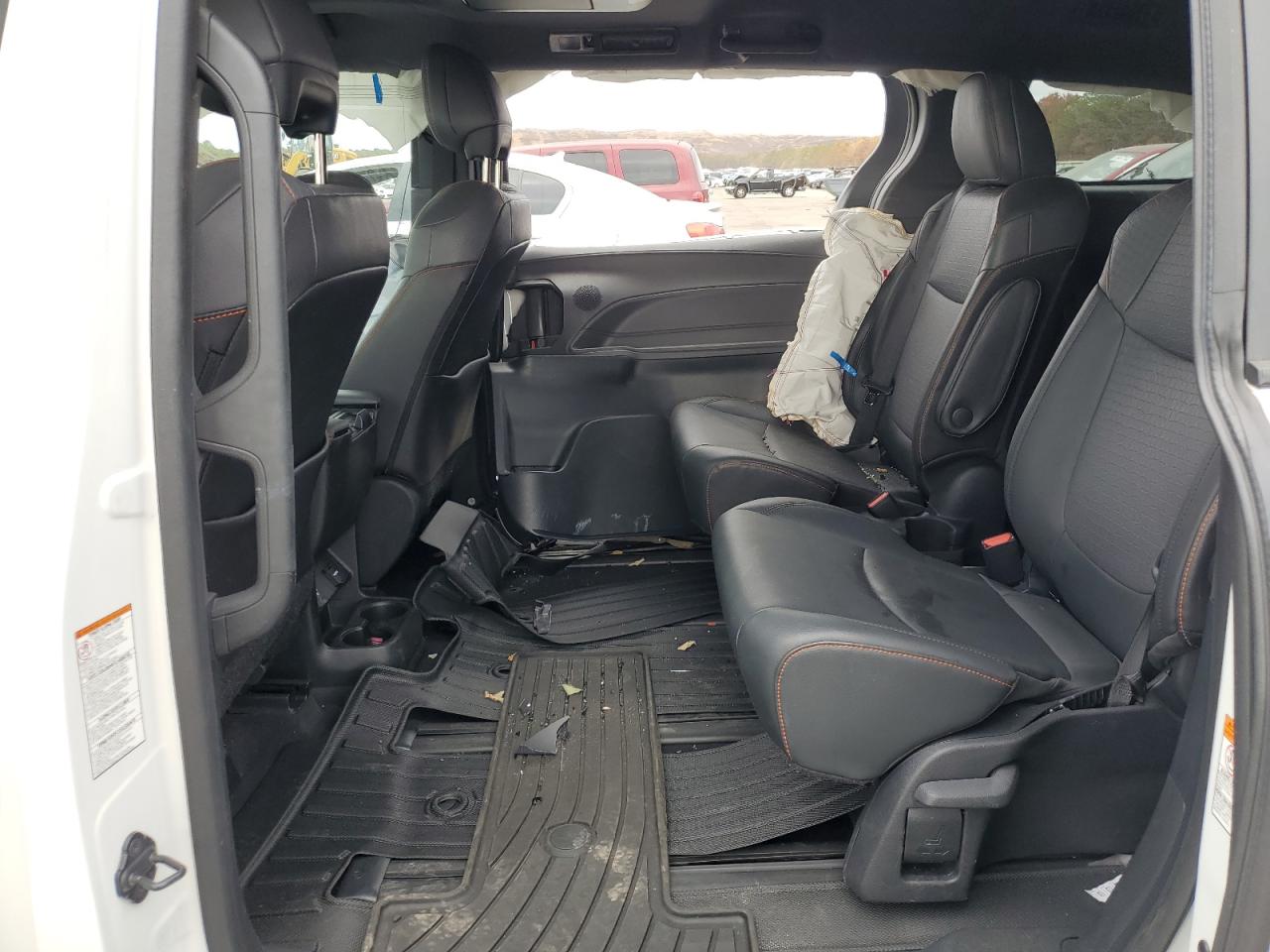 2022 TOYOTA SIENNA XSE VIN:5TDDSKFC7NS052495