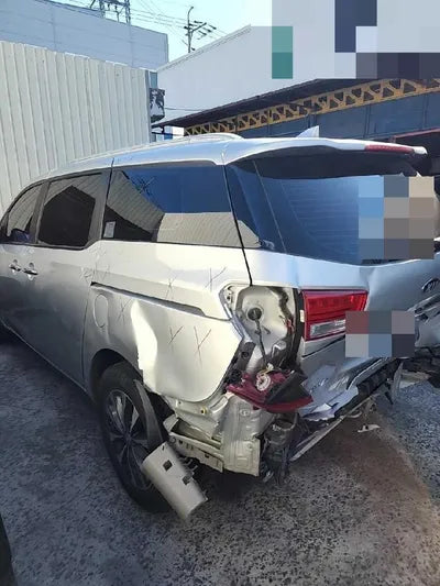 2015 Kia Carnival VIN: